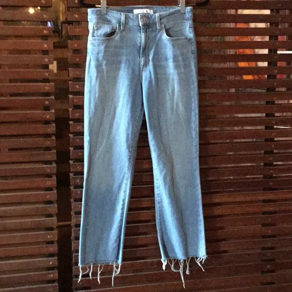 Cropped straight jean